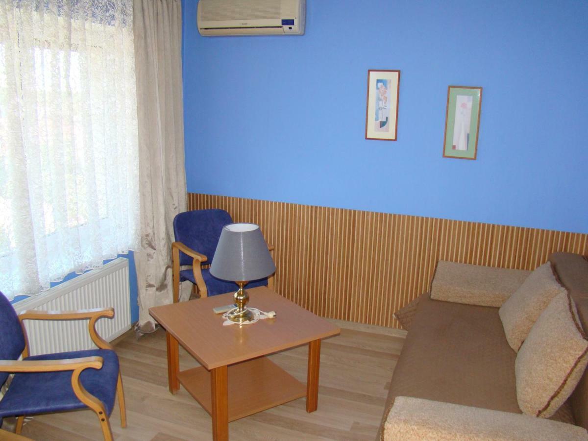 Guest House Uzhgorod מראה חיצוני תמונה