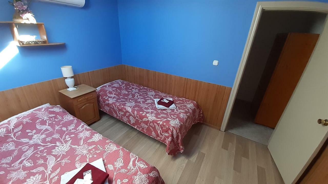 Guest House Uzhgorod מראה חיצוני תמונה